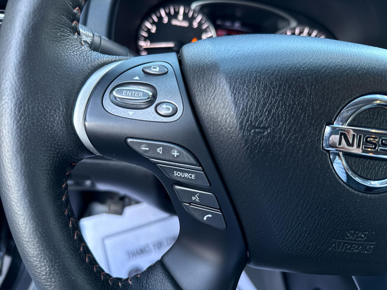 Nissan Pathfinder 4x4 SL 2020