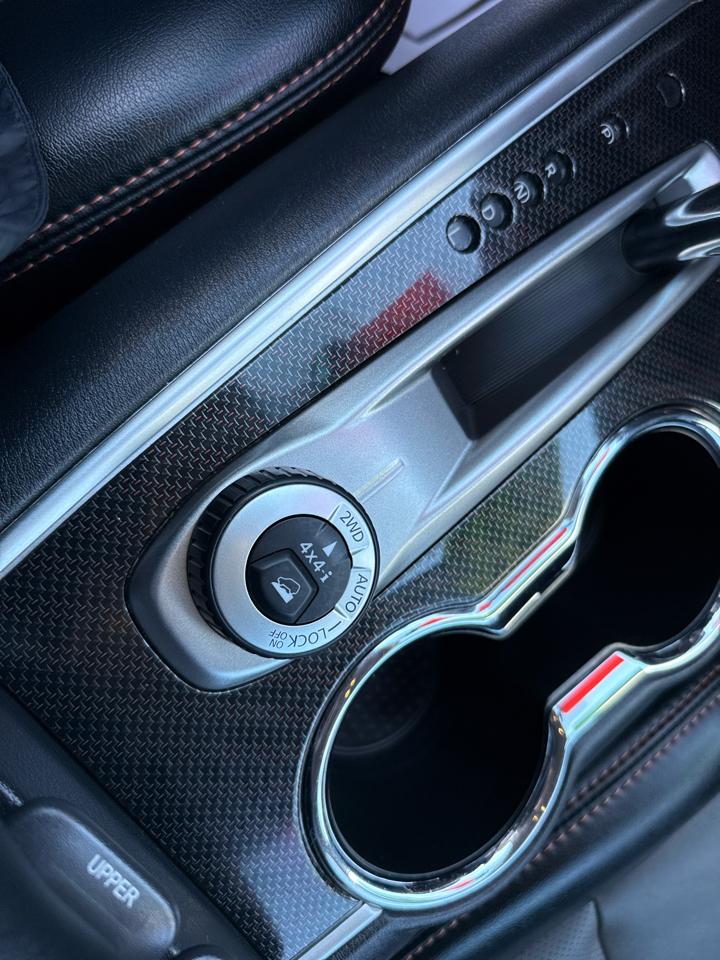 Nissan Pathfinder 4x4 SL 2020