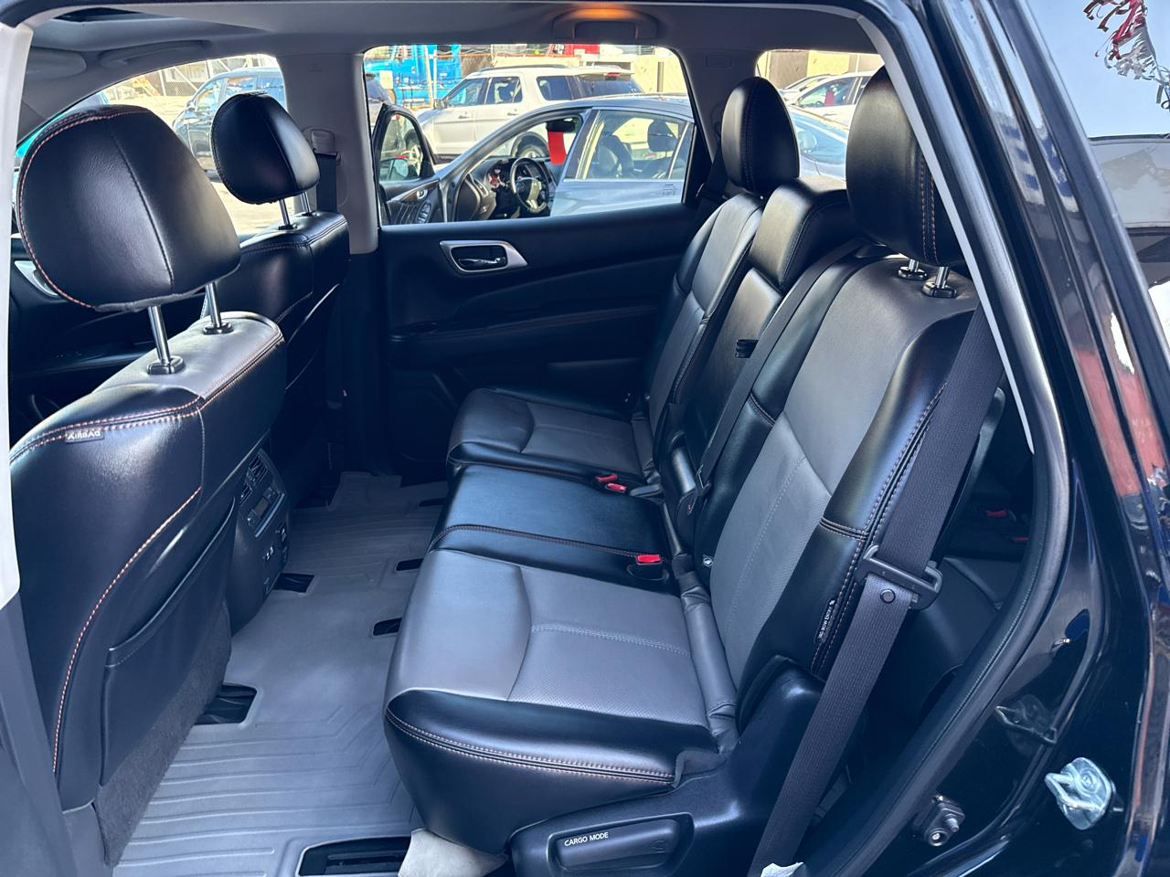 Nissan Pathfinder 4x4 SL 2020