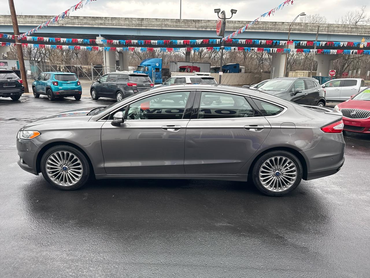 Ford Fusion 4dr Sdn Titanium AWD 2013