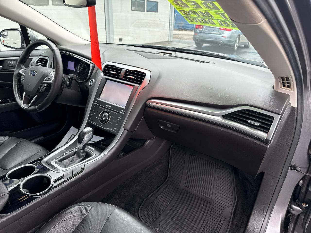 Ford Fusion 4dr Sdn Titanium AWD 2013