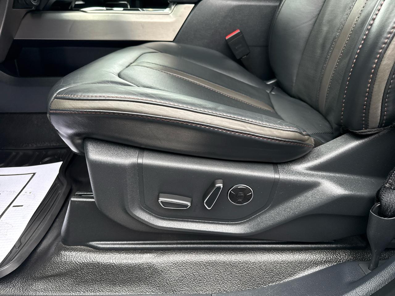 Ford Super Duty F-350 SRW Platinum 4WD Crew Cab 6.75' Box 2022