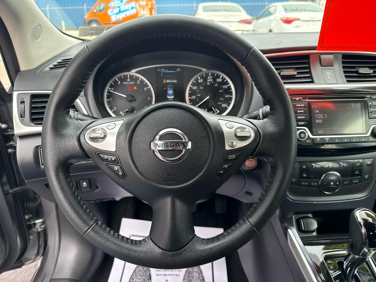 Nissan Sentra SR CVT 2018