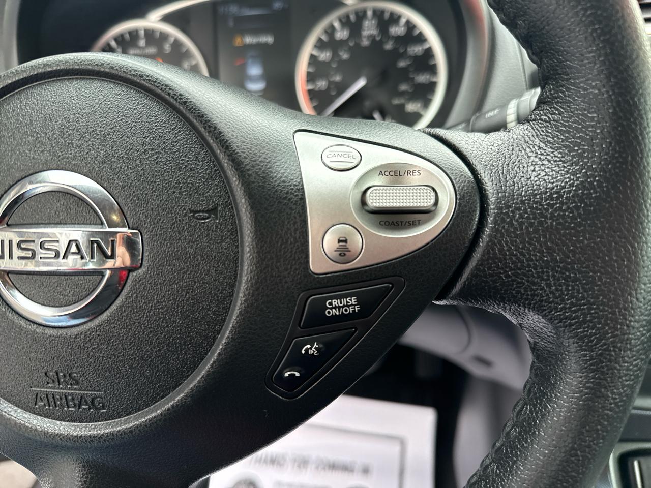 Nissan Sentra SR CVT 2018
