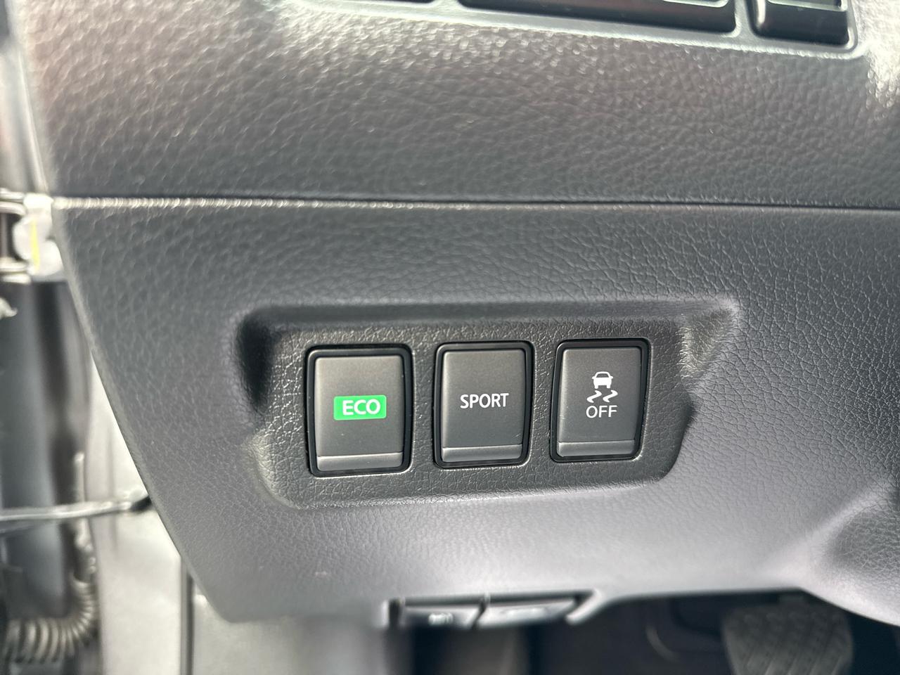 Nissan Sentra SR CVT 2018