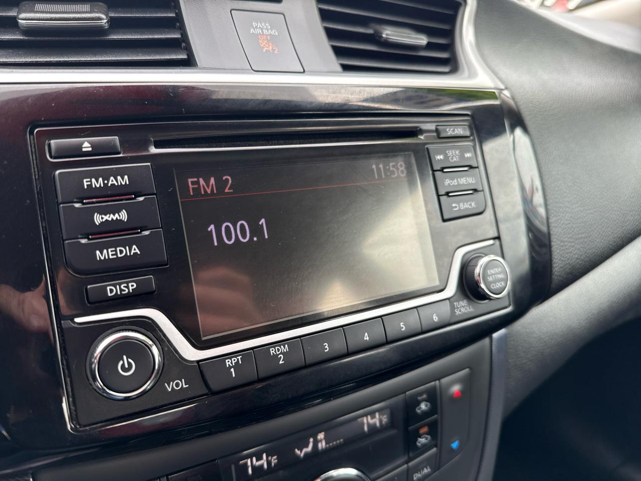 Nissan Sentra SR CVT 2018