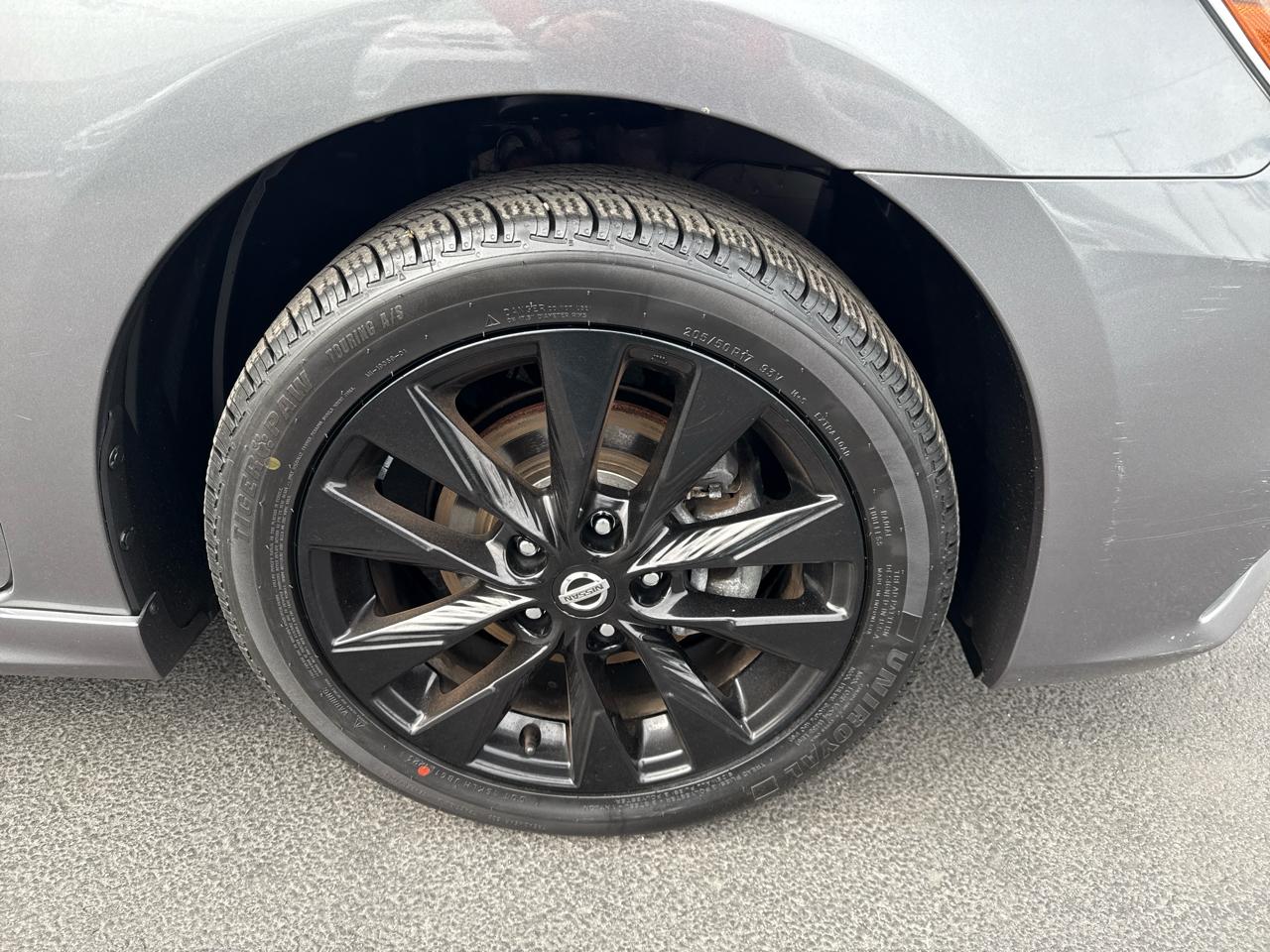 Nissan Sentra SR CVT 2018