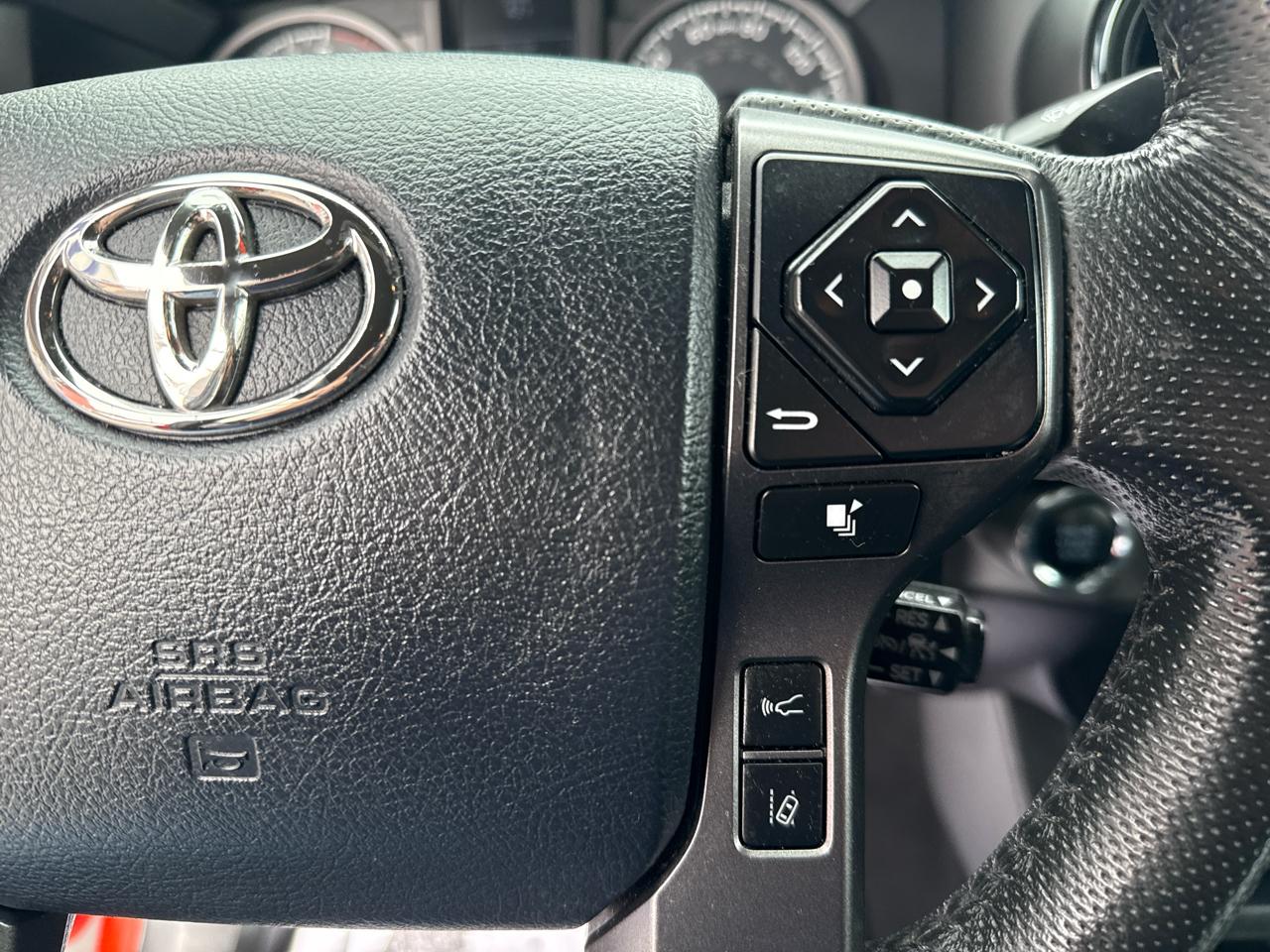 Toyota Tacoma TRD Off Road Double Cab 5' Bed V6 4x4 MT (Natl) 2018