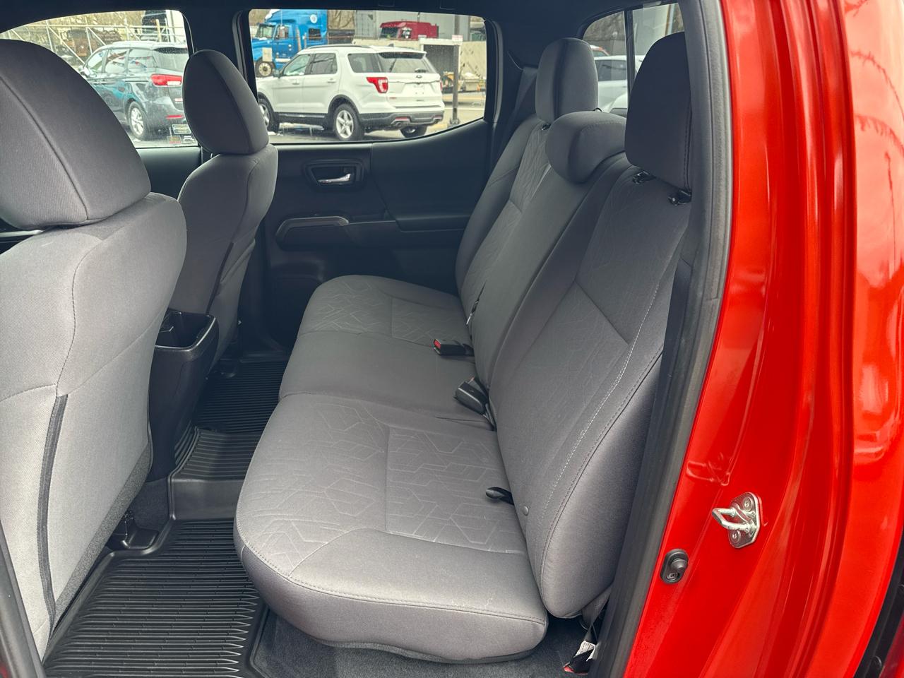 Toyota Tacoma TRD Off Road Double Cab 5' Bed V6 4x4 MT (Natl) 2018