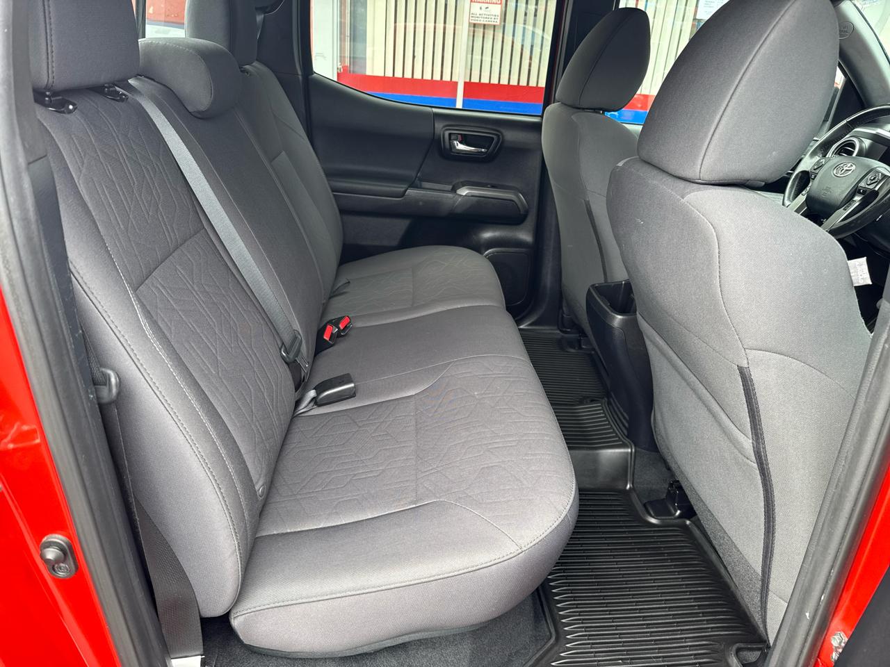 Toyota Tacoma TRD Off Road Double Cab 5' Bed V6 4x4 MT (Natl) 2018