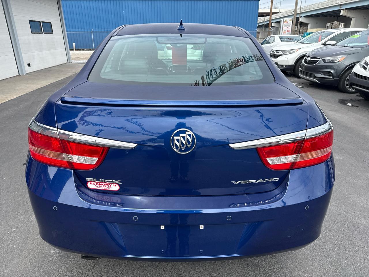 Buick Verano 4dr Sdn Leather Group 2013