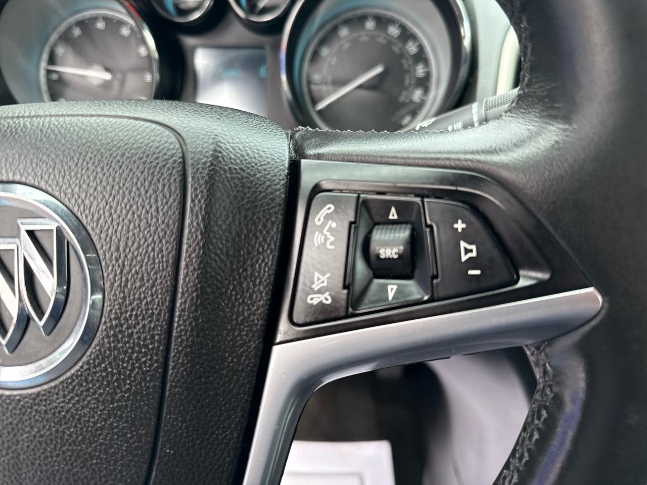 Buick Verano 4dr Sdn Leather Group 2013