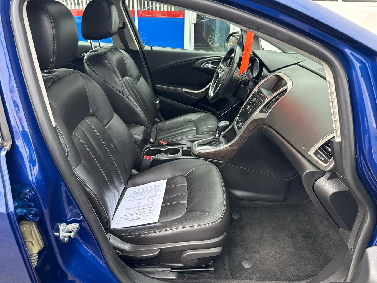 Buick Verano 4dr Sdn Leather Group 2013