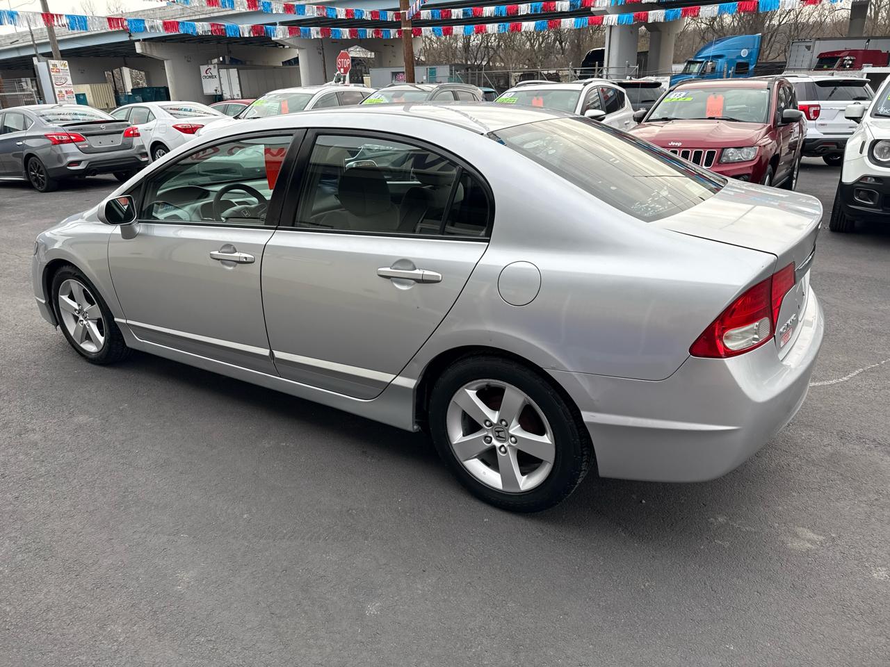 Honda Civic Sdn 4dr Auto LX 2011