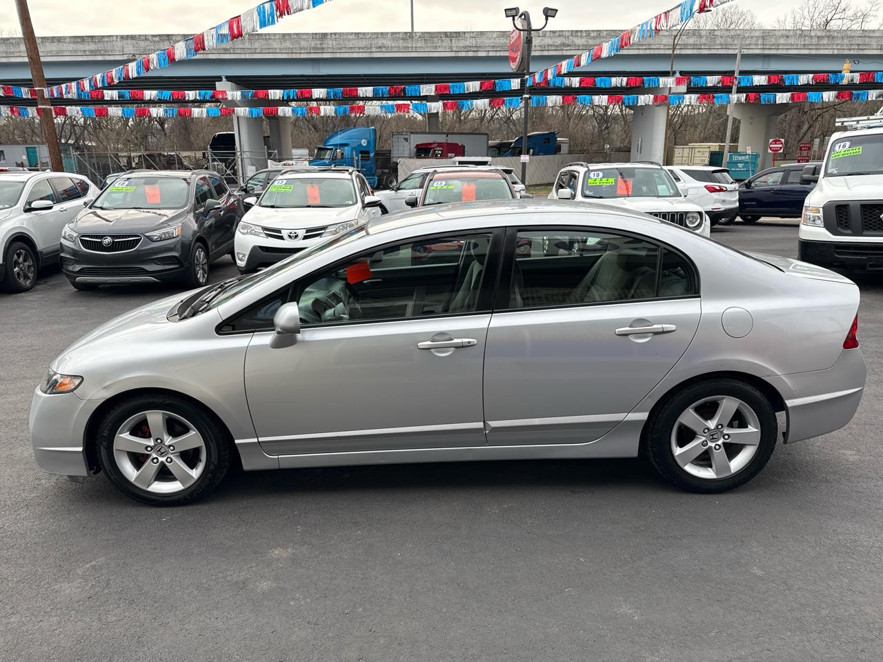 Honda Civic Sdn 4dr Auto LX 2011