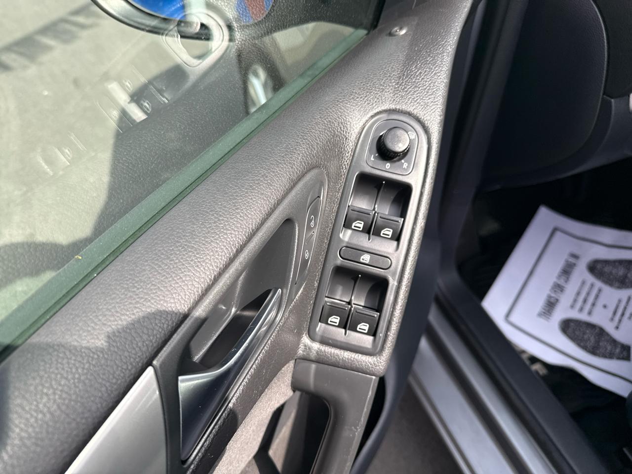 Volkswagen Golf 4dr HB DSG TDI 2013