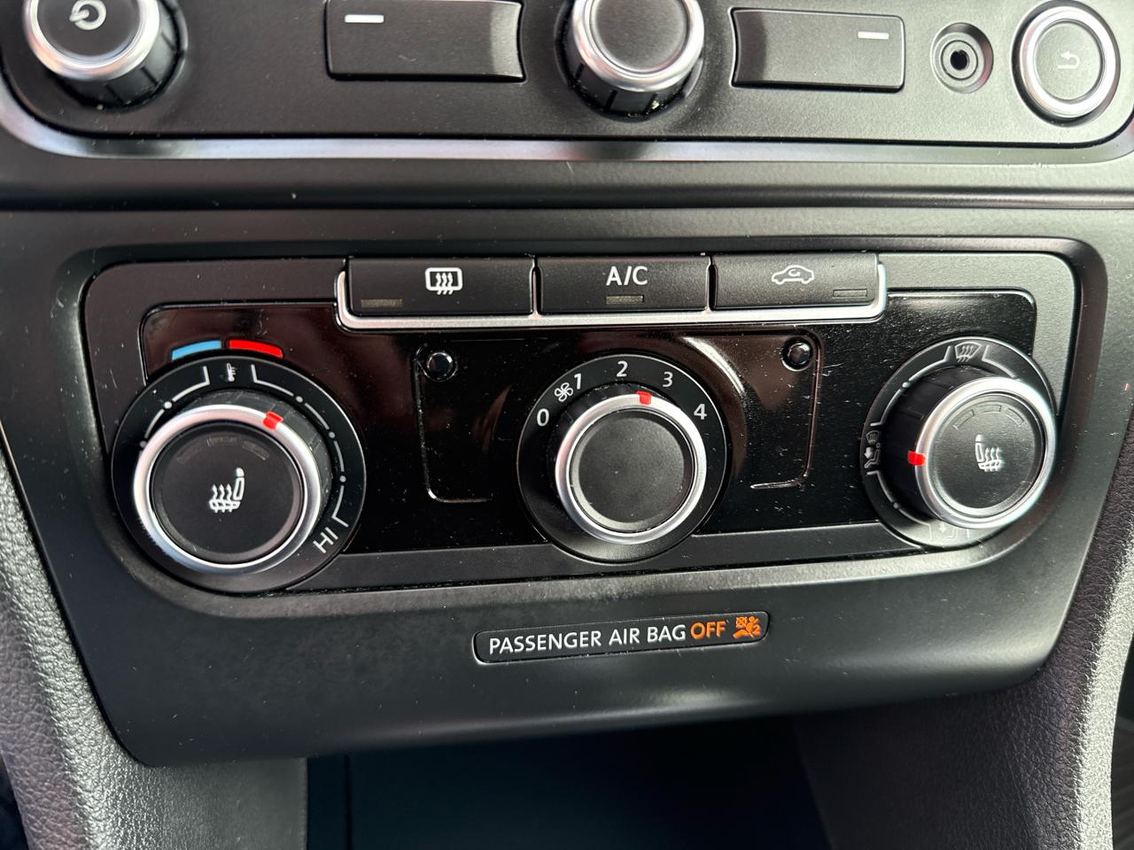 Volkswagen Golf 4dr HB DSG TDI 2013