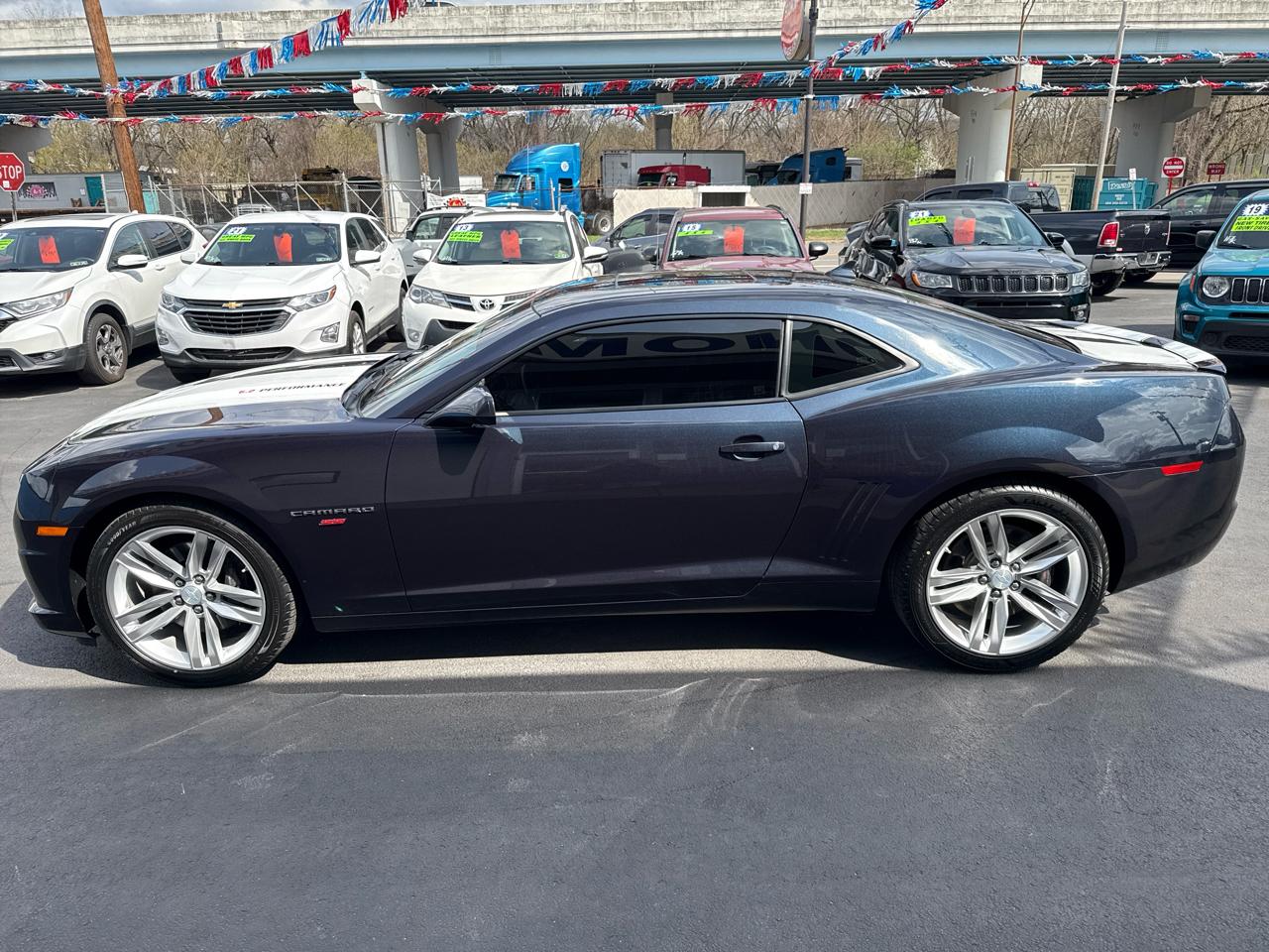 Chevrolet Camaro 2dr Cpe SS w/2SS 2013