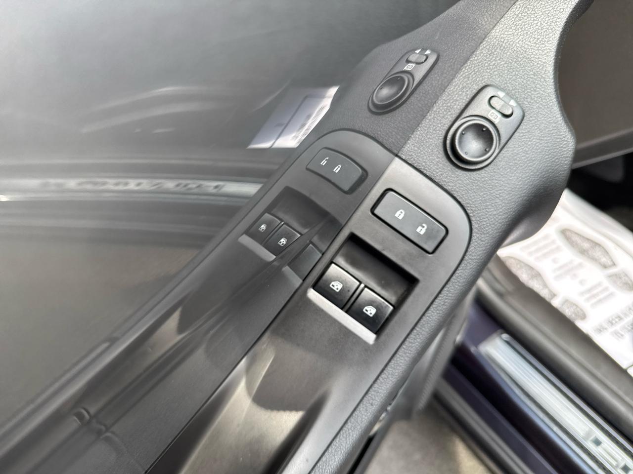 Chevrolet Camaro 2dr Cpe SS w/2SS 2013