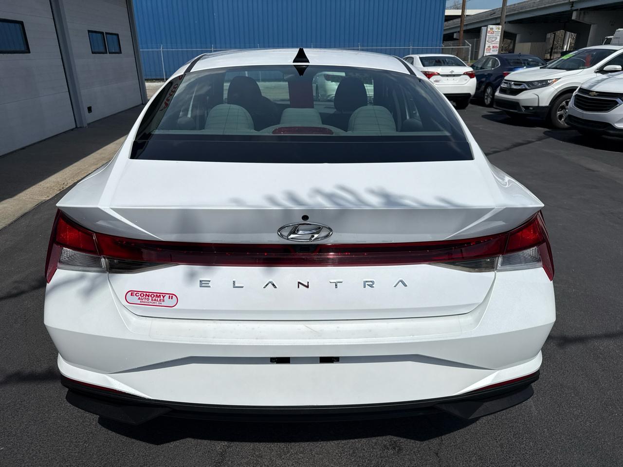 Hyundai Elantra SEL IVT 2021