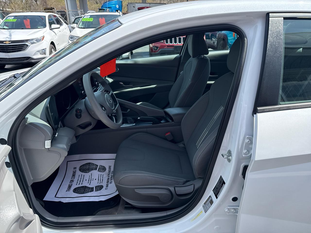 Hyundai Elantra SEL IVT 2021