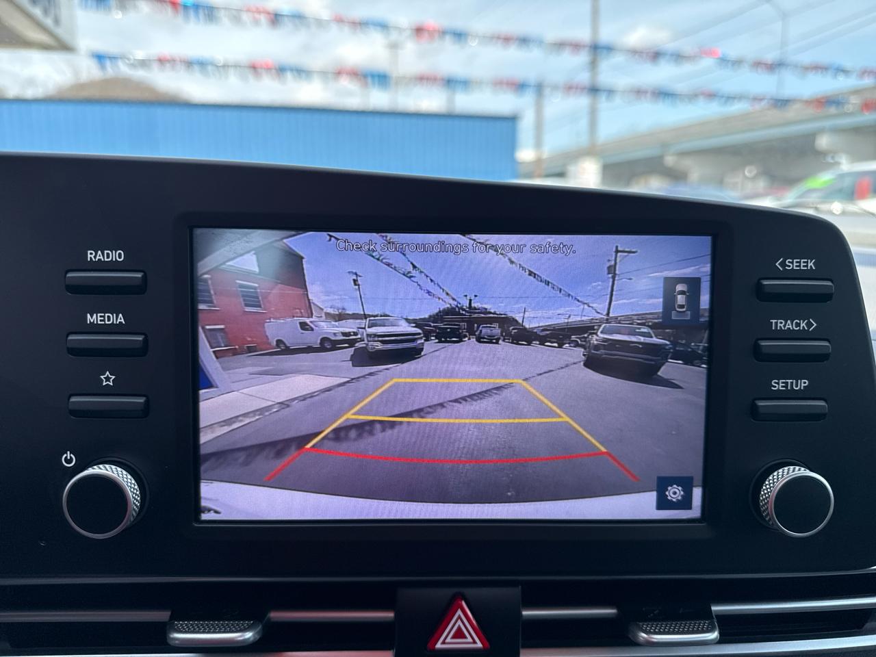 Hyundai Elantra SEL IVT 2021