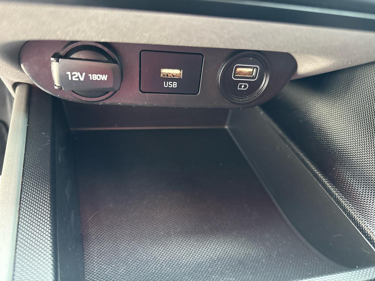 Hyundai Elantra SEL IVT 2021