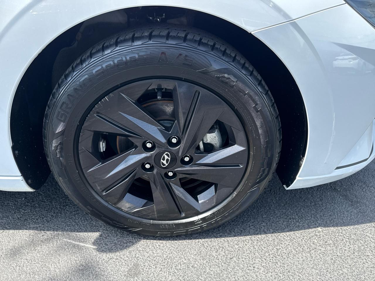 Hyundai Elantra SEL IVT 2021