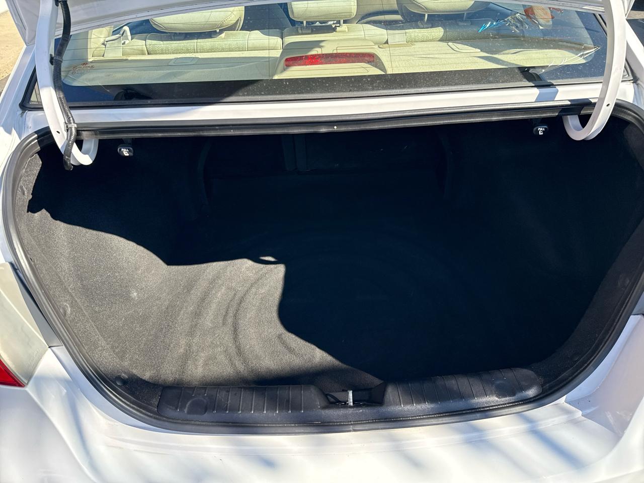 Hyundai Elantra 4dr Sdn Auto GLS PZEV 2010