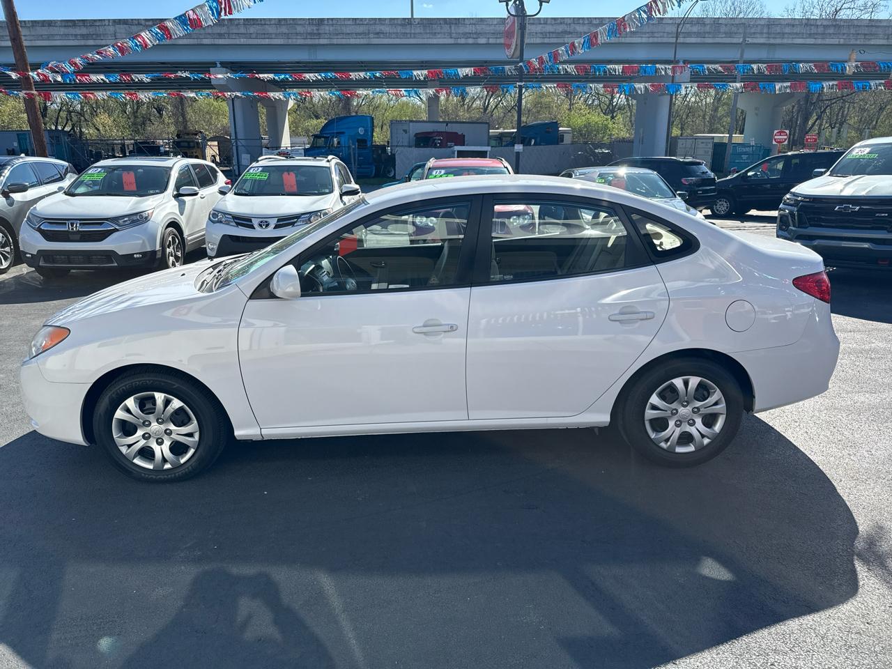 Hyundai Elantra 4dr Sdn Auto GLS PZEV 2010
