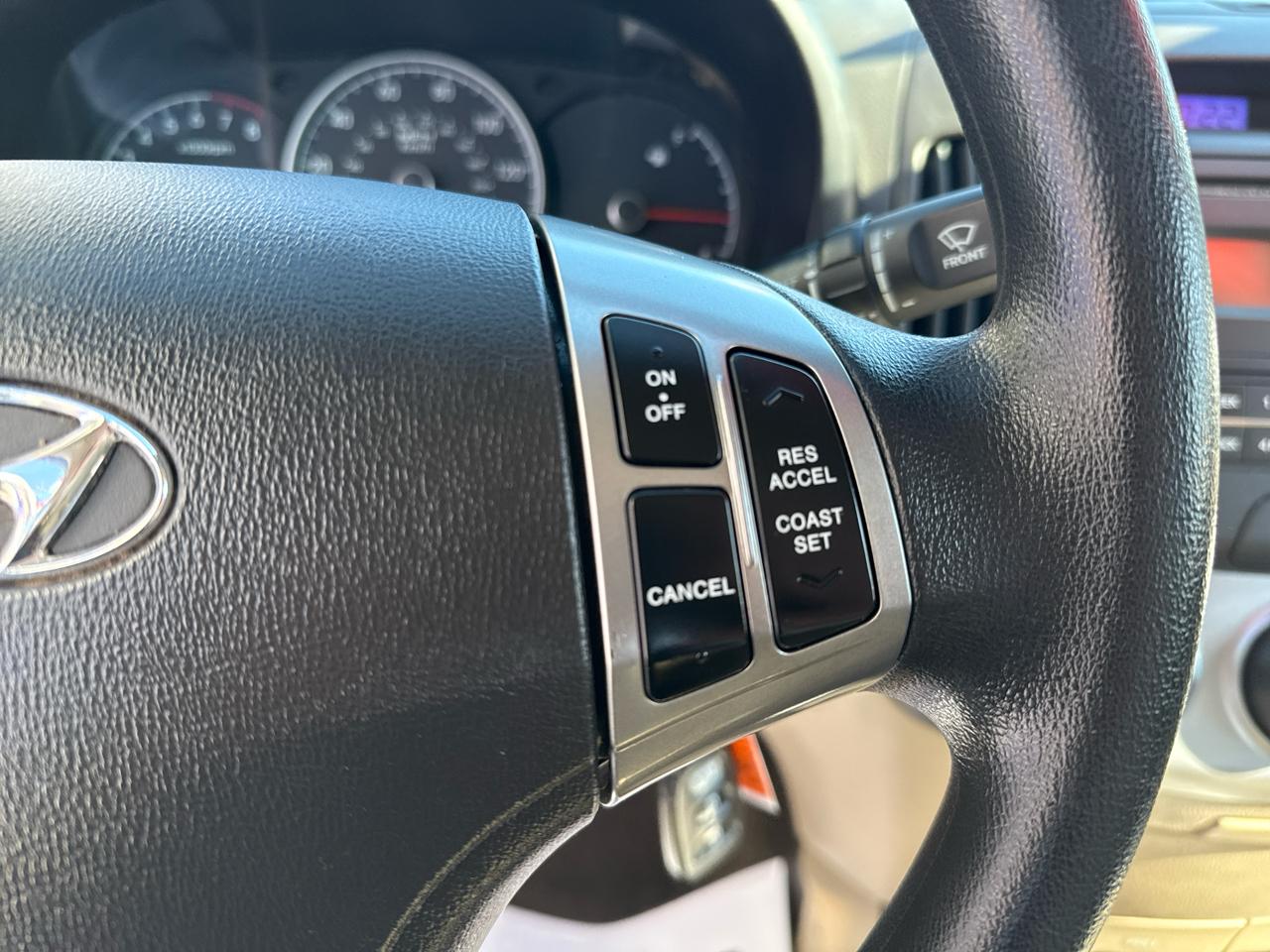 Hyundai Elantra 4dr Sdn Auto GLS PZEV 2010