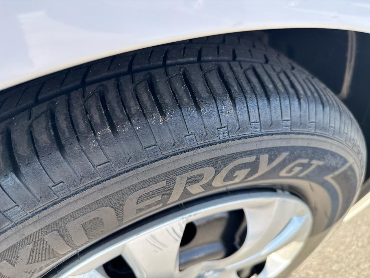 Hyundai Elantra 4dr Sdn Auto GLS PZEV 2010