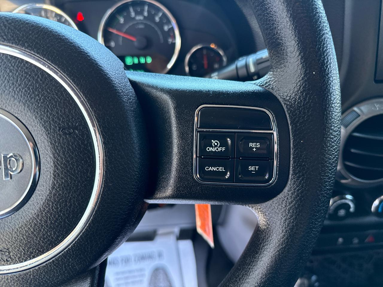 Jeep Wrangler 4WD 2dr Sport 2015