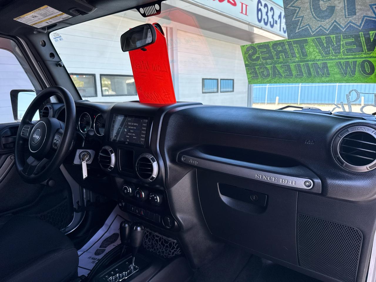 Jeep Wrangler 4WD 2dr Sport 2015