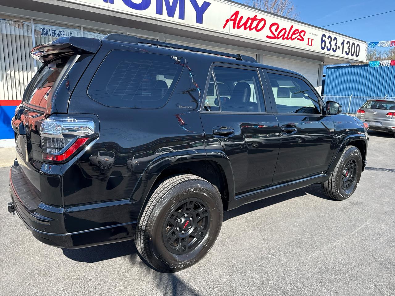 Toyota 4Runner Nightshade 4WD (Natl) 2021