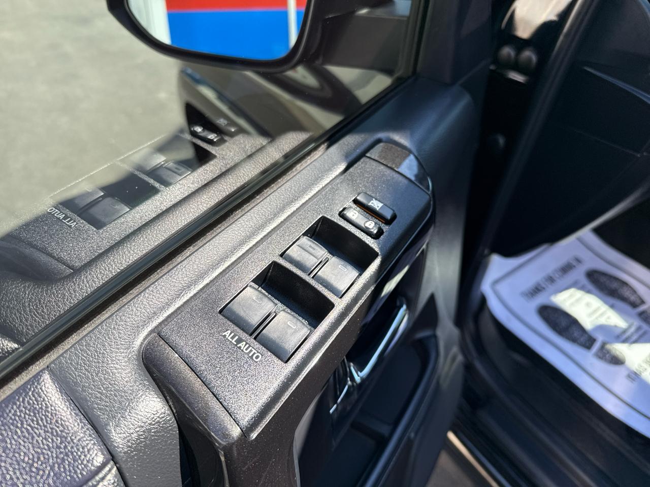 Toyota 4Runner Nightshade 4WD (Natl) 2021