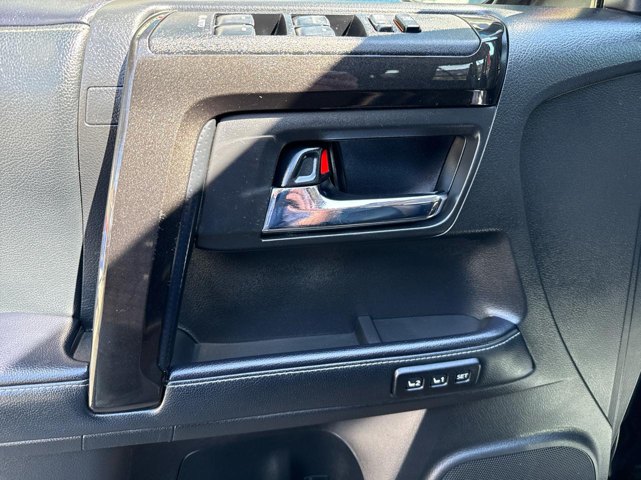 Toyota 4Runner Nightshade 4WD (Natl) 2021