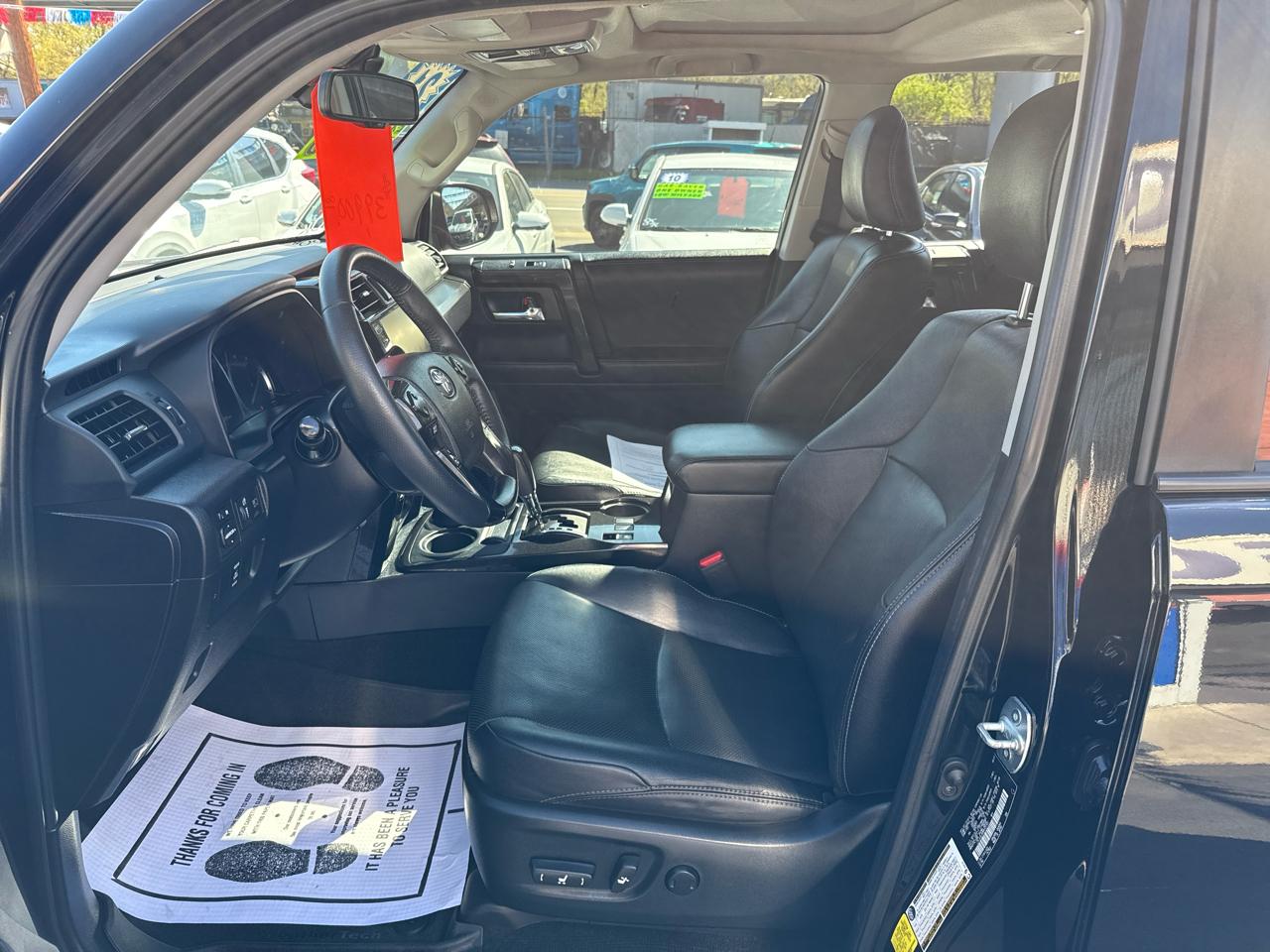 Toyota 4Runner Nightshade 4WD (Natl) 2021