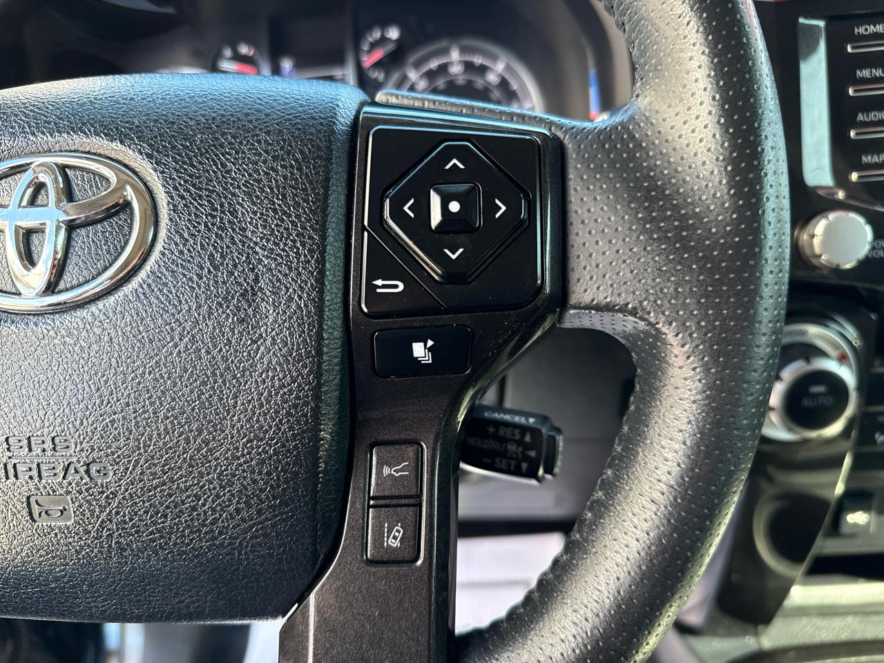 Toyota 4Runner Nightshade 4WD (Natl) 2021