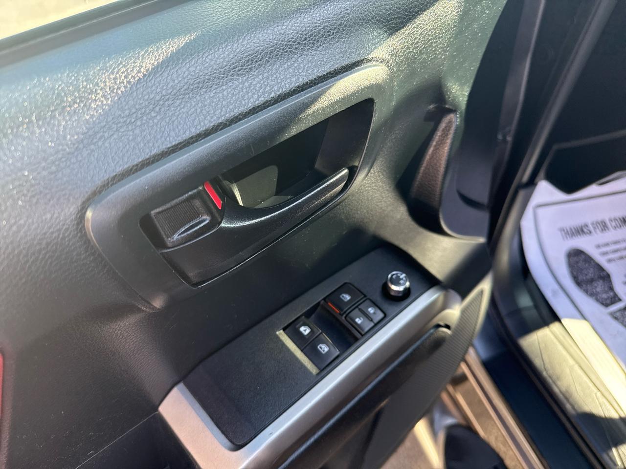 Toyota Tacoma 4WD Access Cab V6 AT SR5 (Natl) 2016