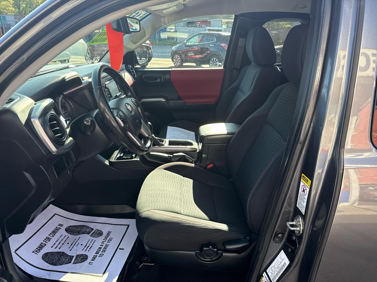 Toyota Tacoma 4WD Access Cab V6 AT SR5 (Natl) 2016