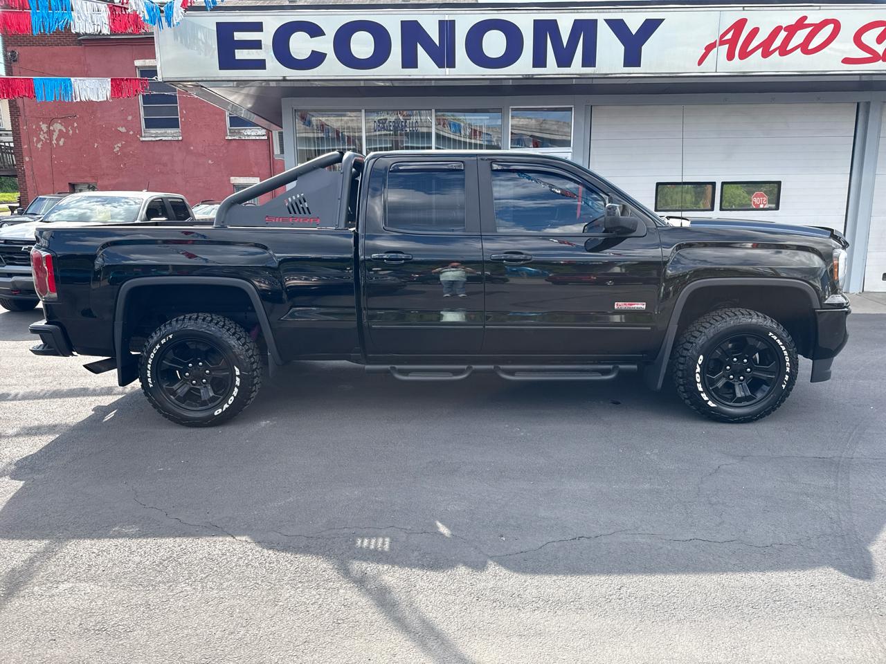 GMC Sierra 1500 4WD Double Cab 143.5" SLT 2017