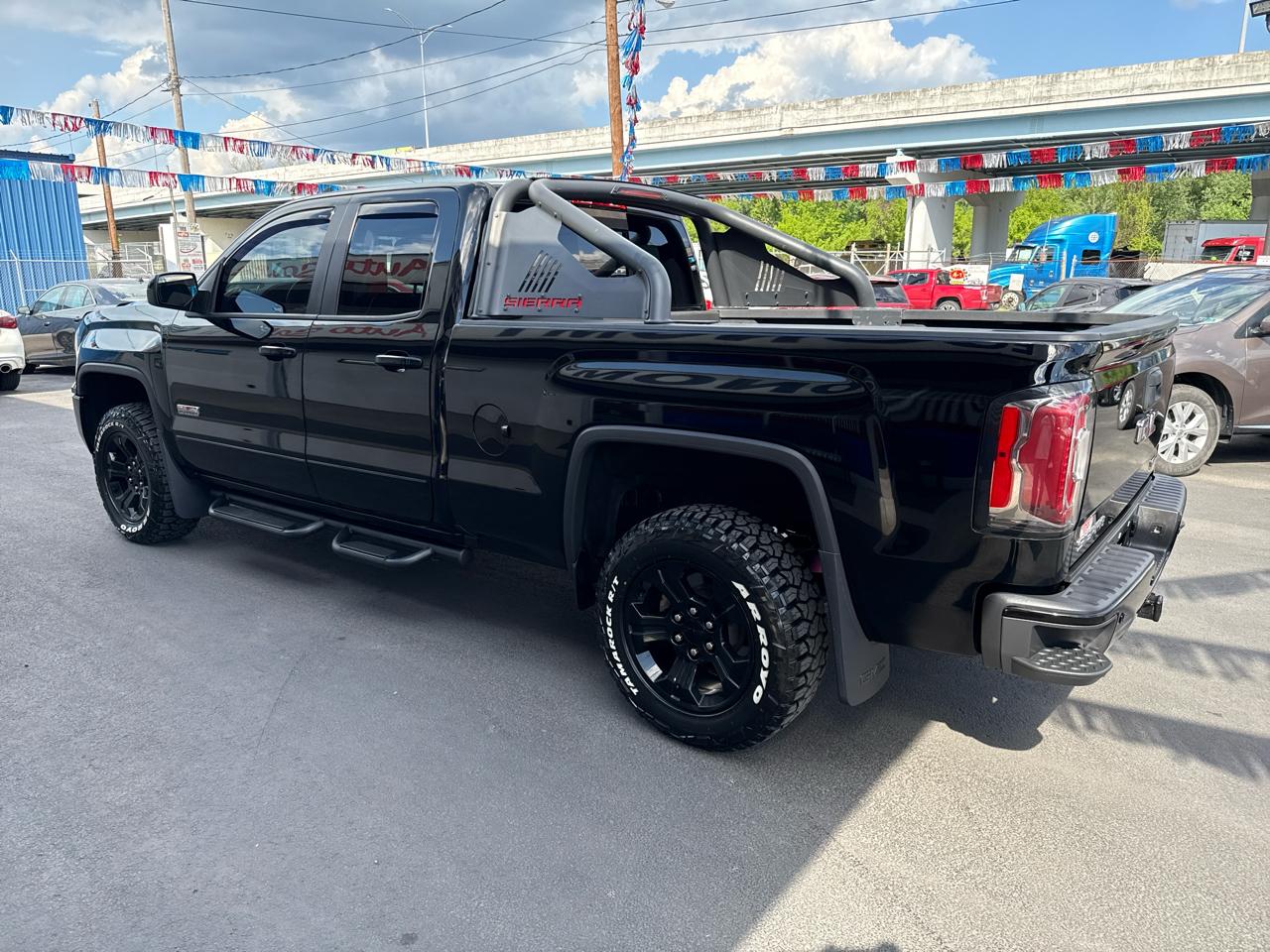 GMC Sierra 1500 4WD Double Cab 143.5" SLT 2017