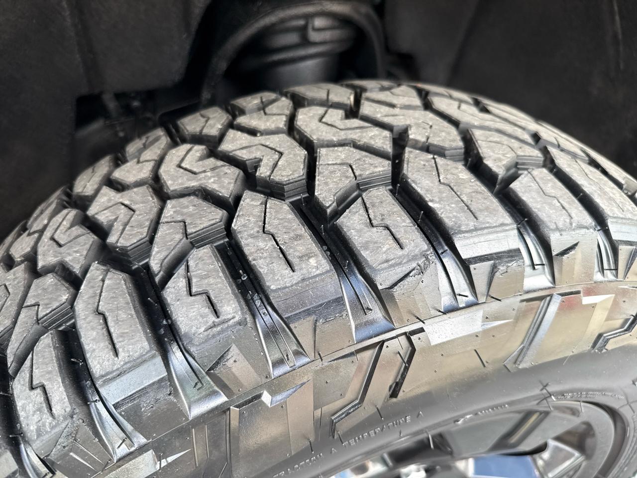 GMC Sierra 1500 4WD Double Cab 143.5" SLT 2017