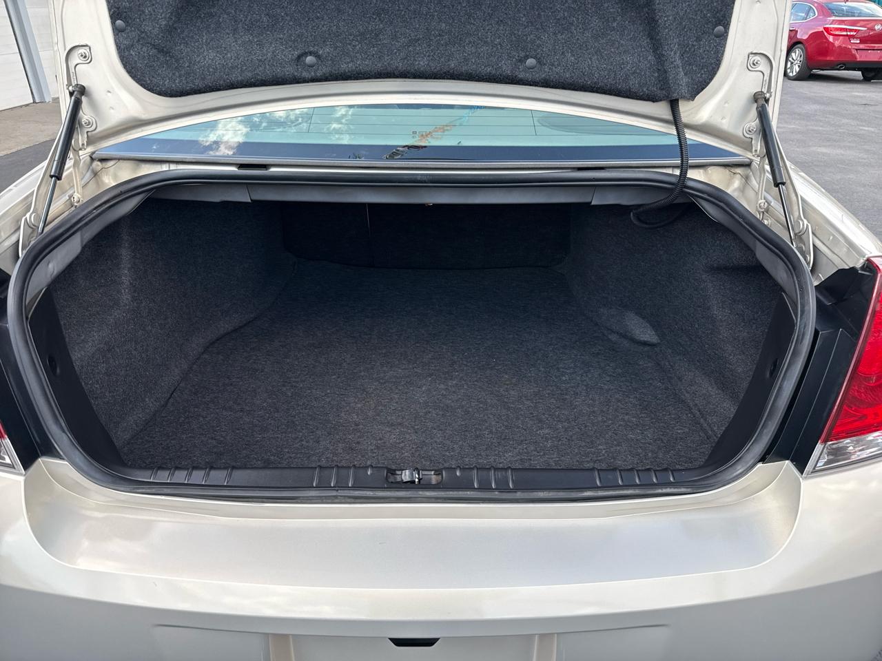 Chevrolet Impala 4dr Sdn LT Retail 2012