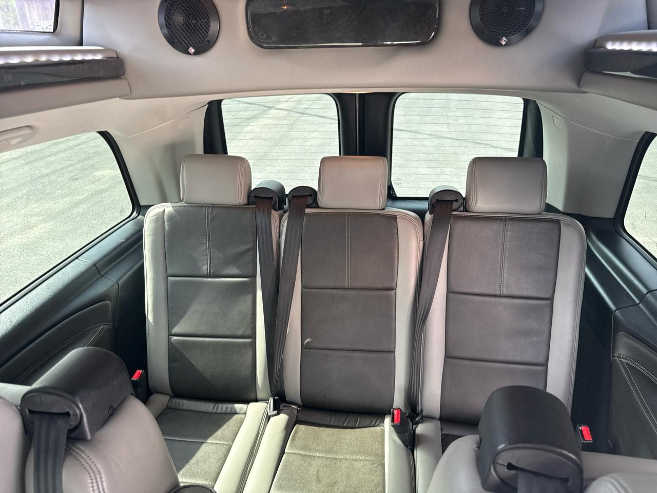Mercedes-Benz Metris Passenger Van RWD 126" 2016