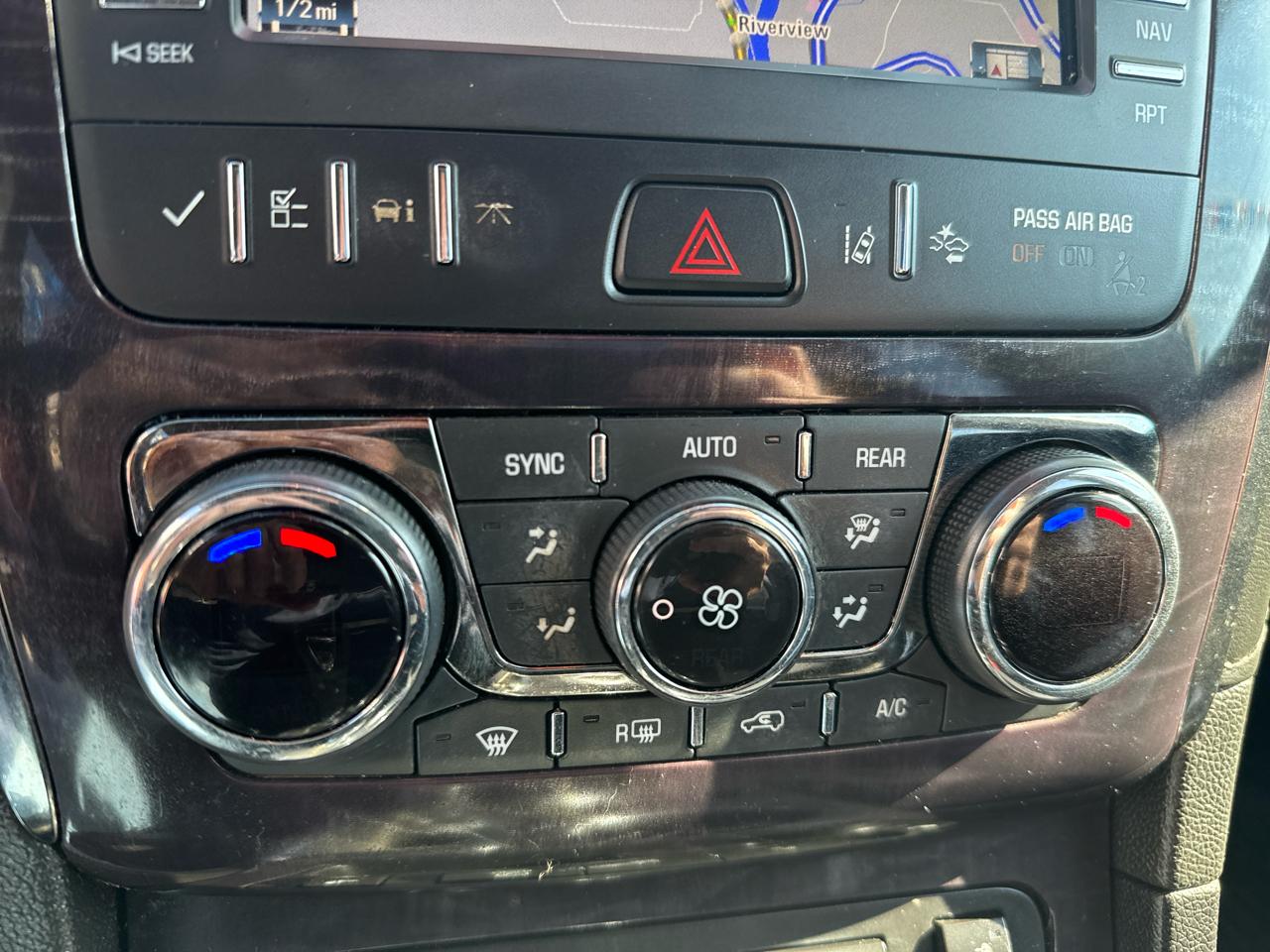 Buick Enclave AWD 4dr Leather 2017