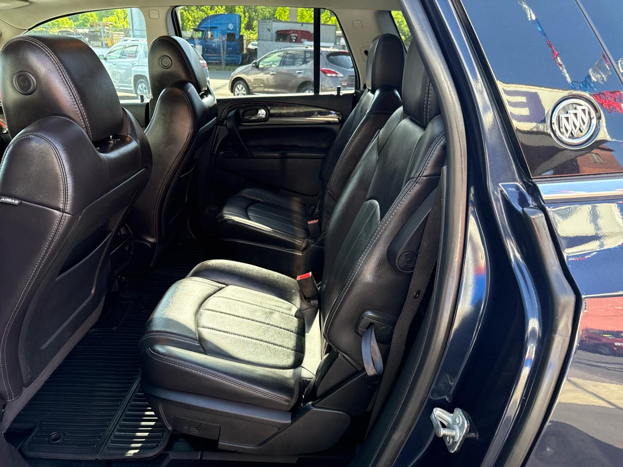 Buick Enclave AWD 4dr Leather 2017