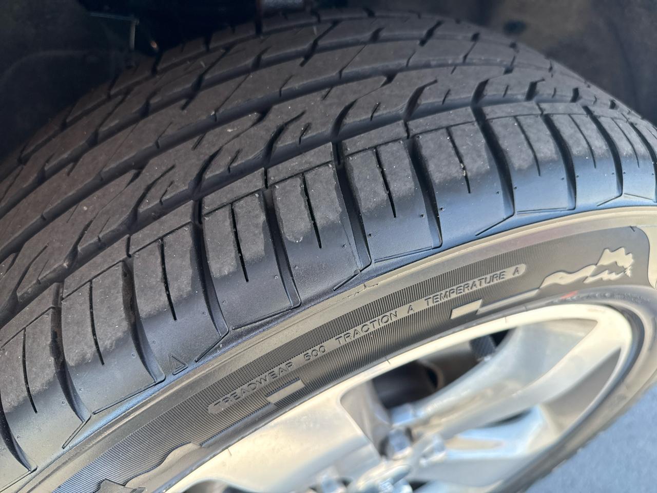 Jeep Grand Cherokee 4WD 4dr Overland 2014