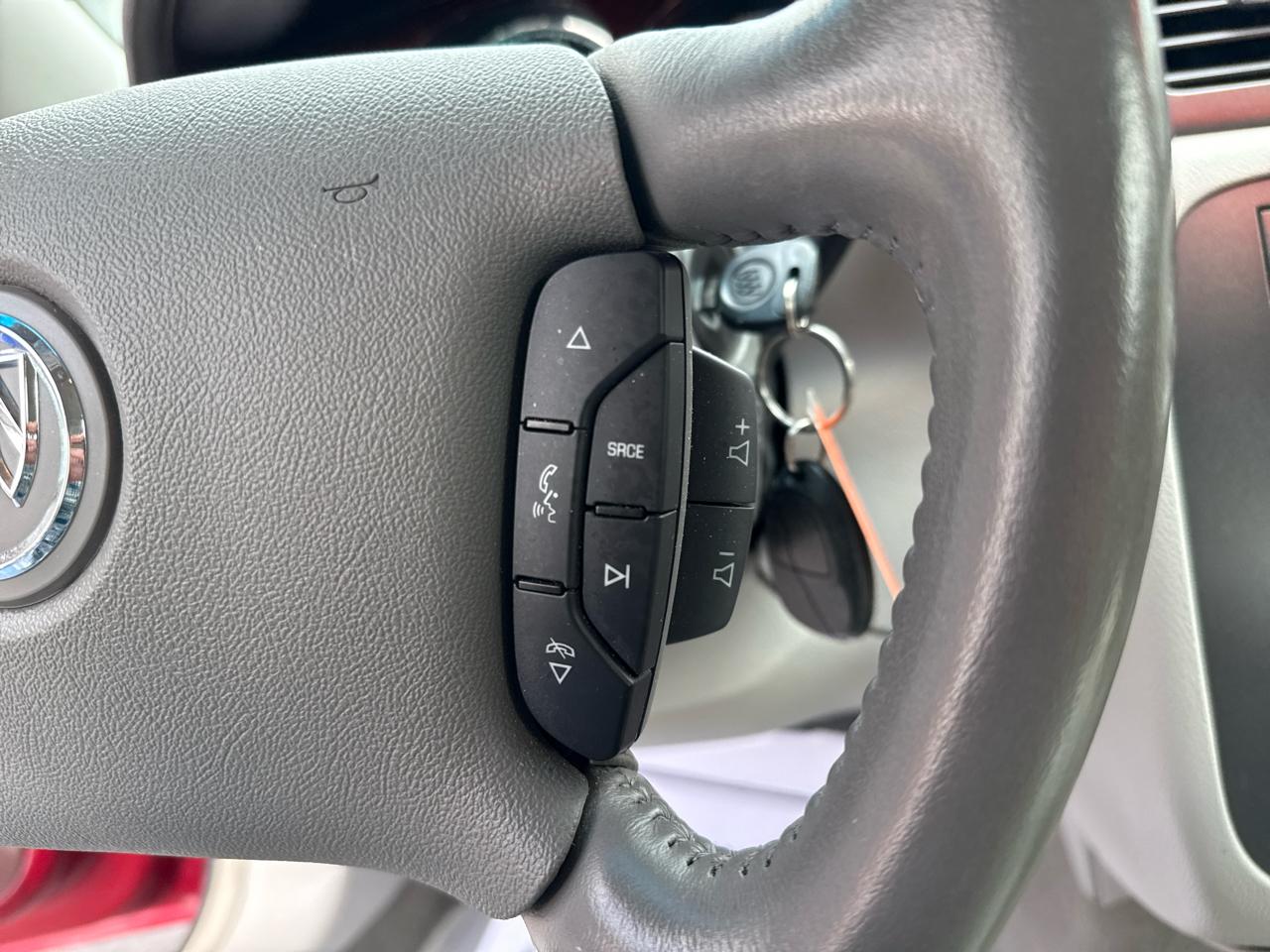 Buick Lucerne 4dr Sdn CXL Premium 2011